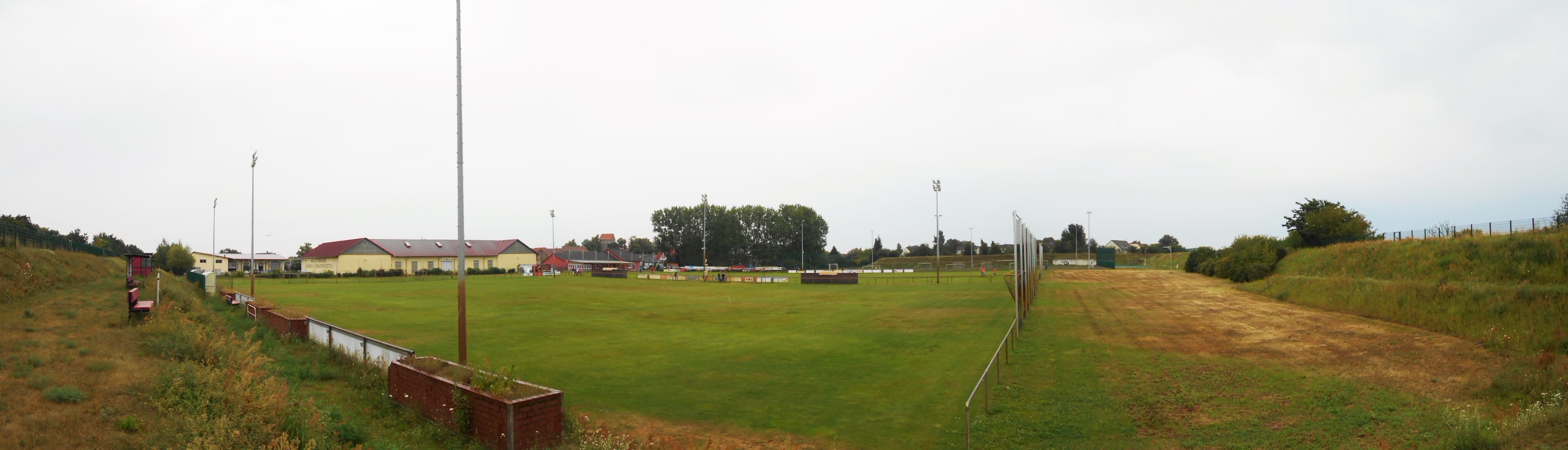 Arena Waltersdorf: Rotberger SV Waltersdorf 09 – SC Blau-Weiß Schenkendorf