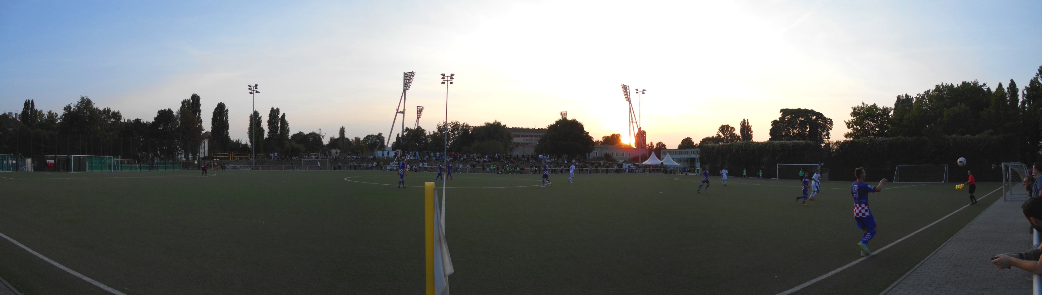 F.-L.-Jahn-Sportpark: SV Empor Berlin – SD Croatia Berlin