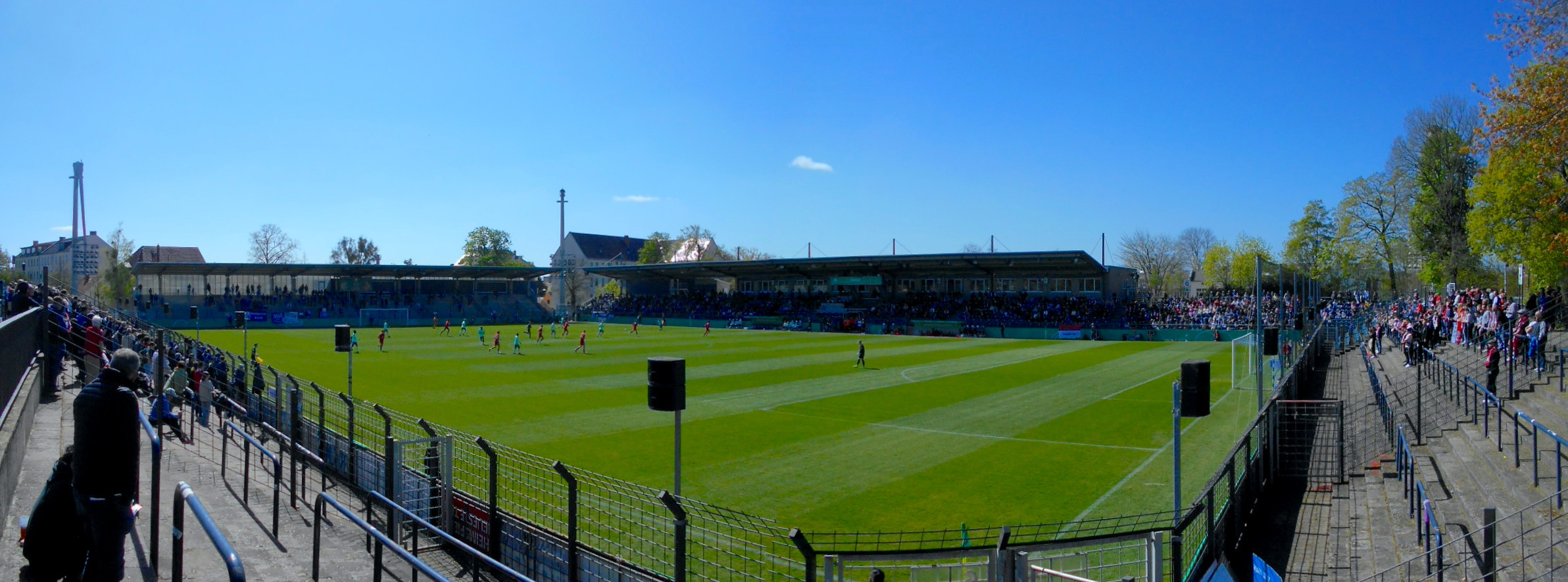 Karl-Liebknecht-Stadion: FC Gelsenkirchen-Schalke 04 – 1 FC Köln
