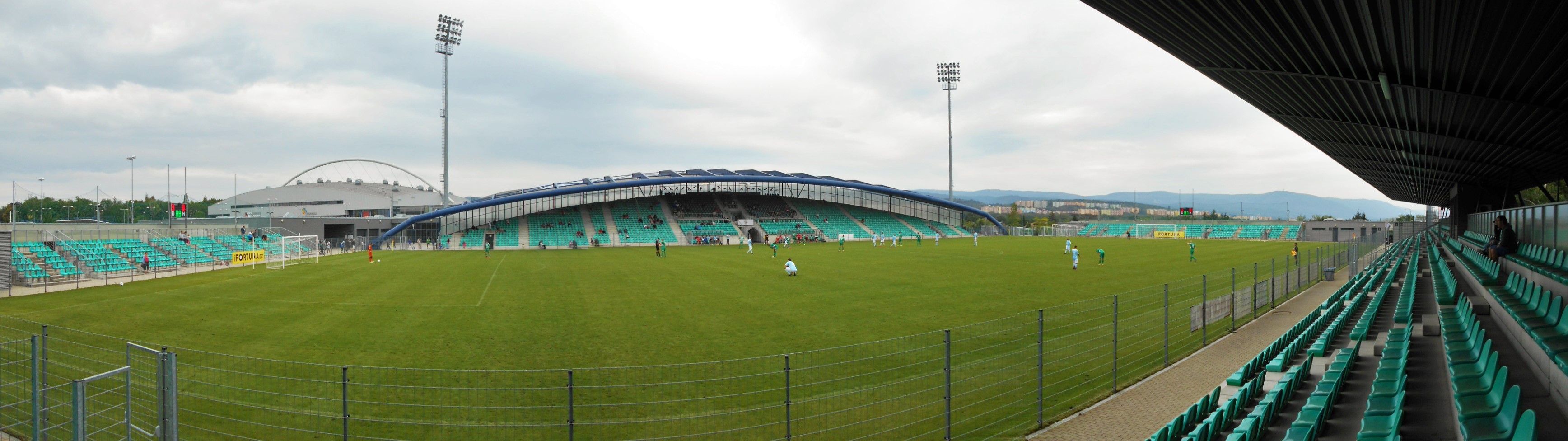 Letní stadion: FC Chomutov – FK Meteor Praha VIII