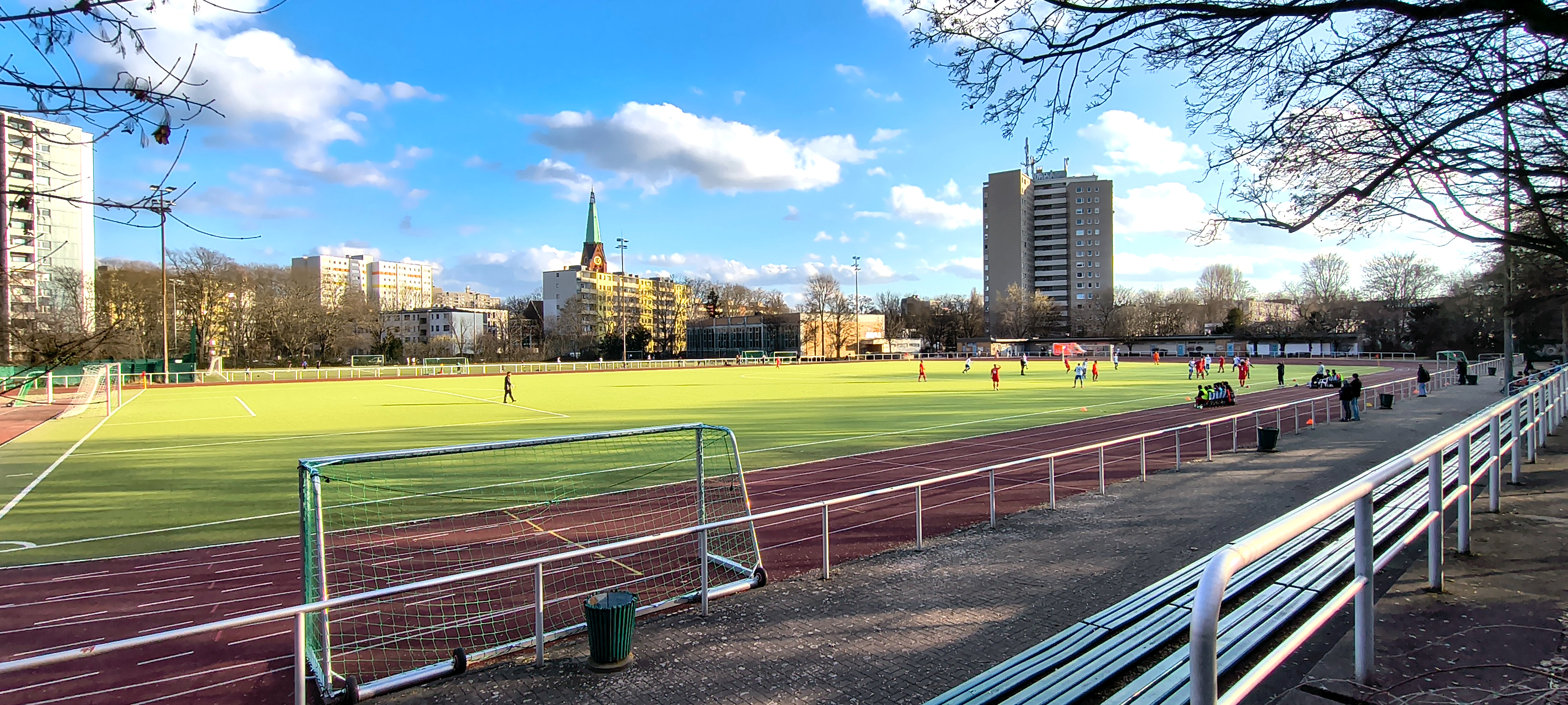 Lobecksportplatz: SG Blau-Weiß Friedrichshain II – FC Treptow