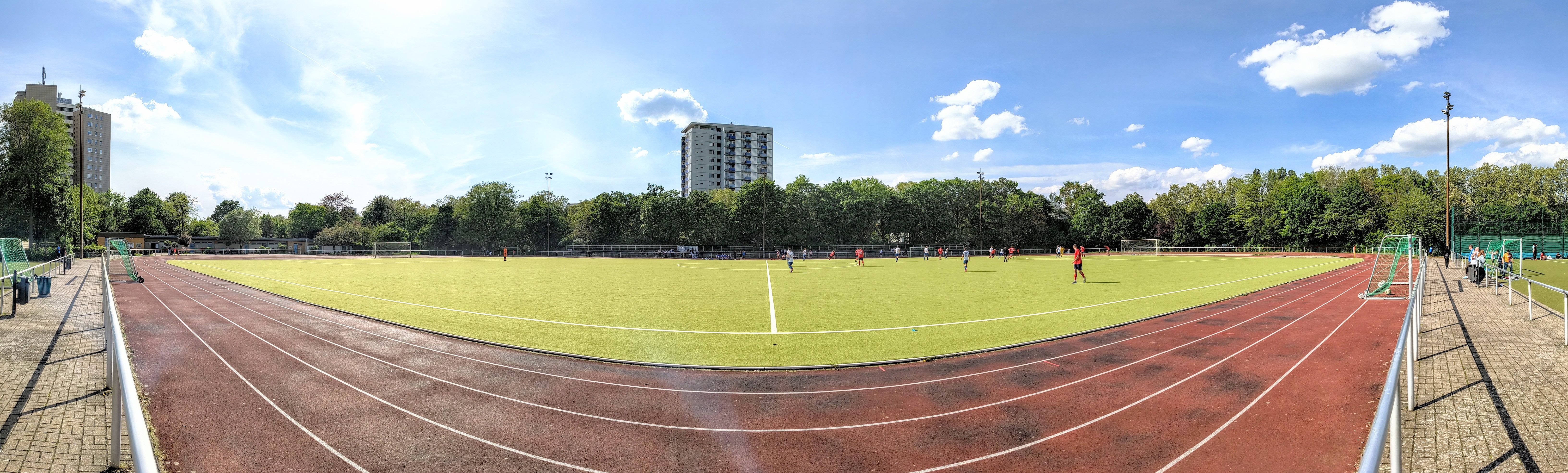Lobecksportplatz: SG Blau-Weiß Friedrichshain II – SG Prenzlauer Berg