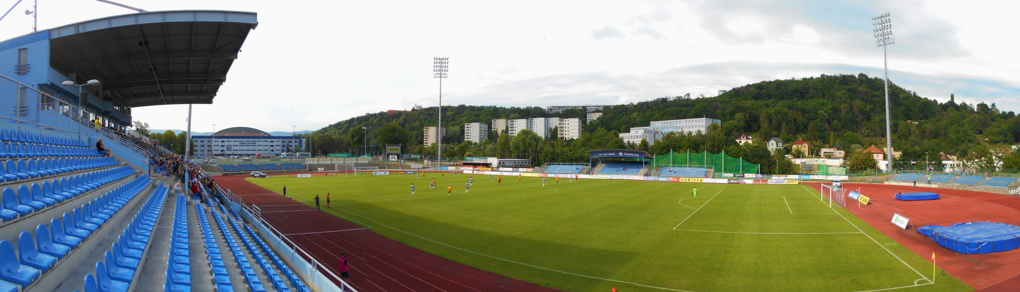 Městský stadion: FK Ústí nad Labem – FK Dukla Praha