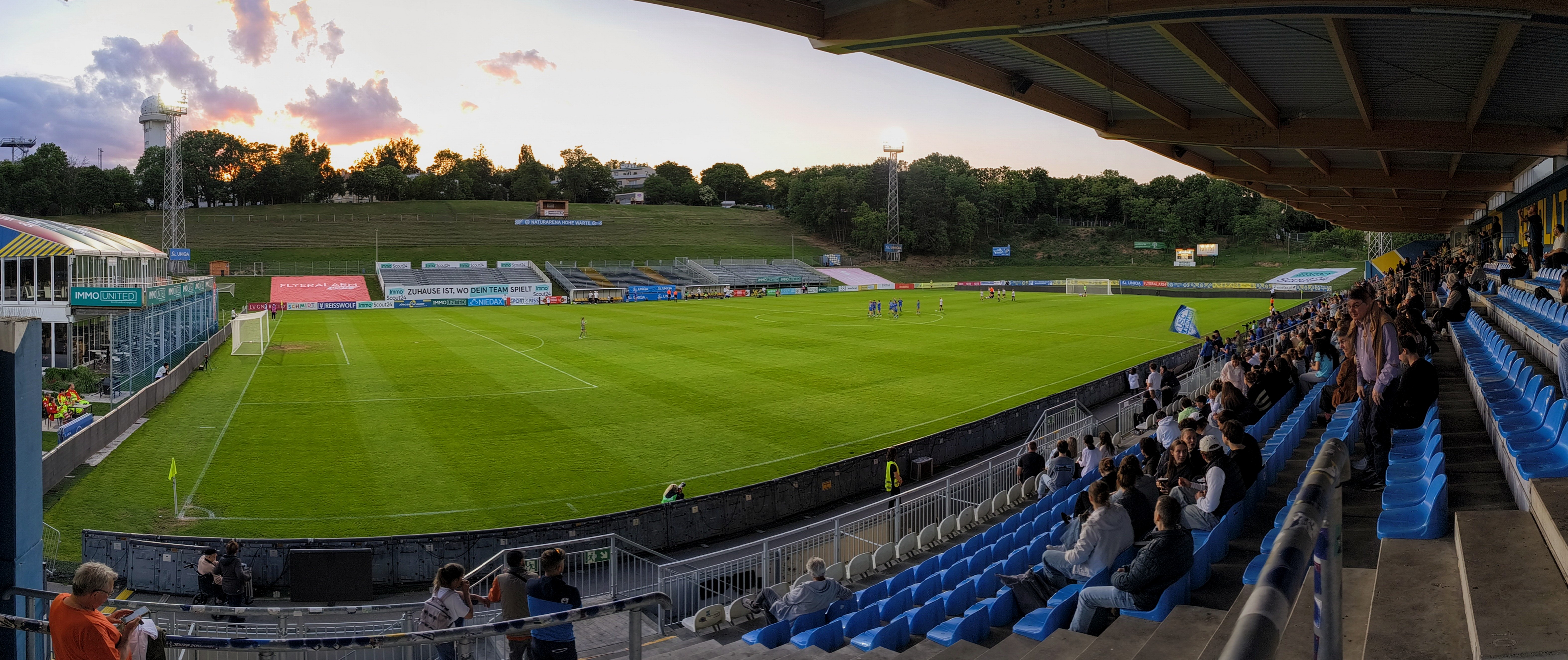 Naturarena Hohe Warte: USC Landhaus 1b – SV Essling