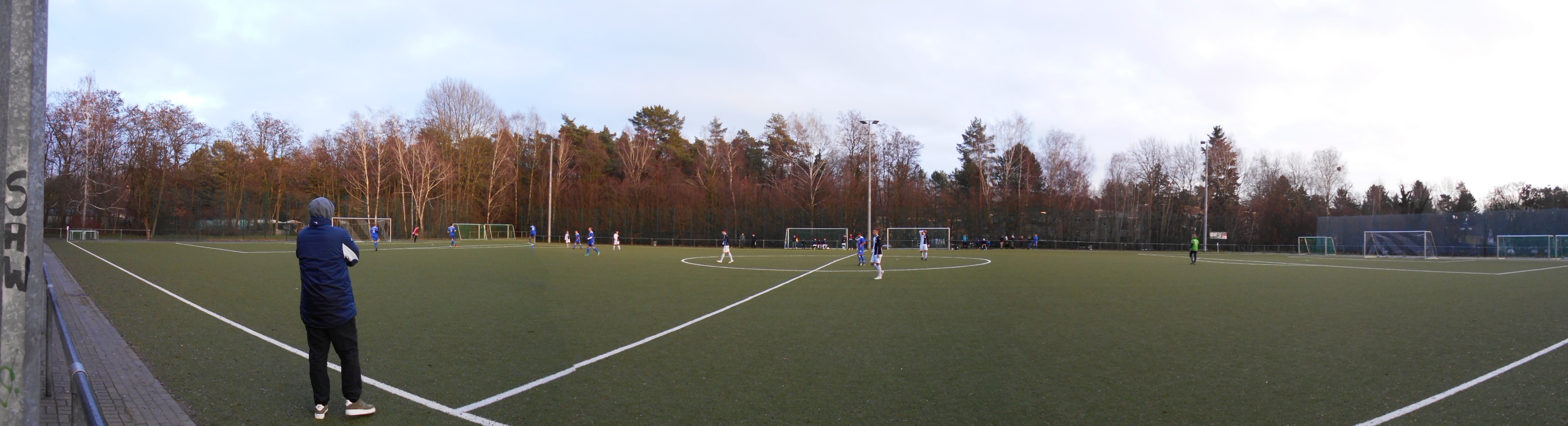 Poloplatz: Frohnauer SC II – SV Blau-Weiß Hohen Neuendorf II