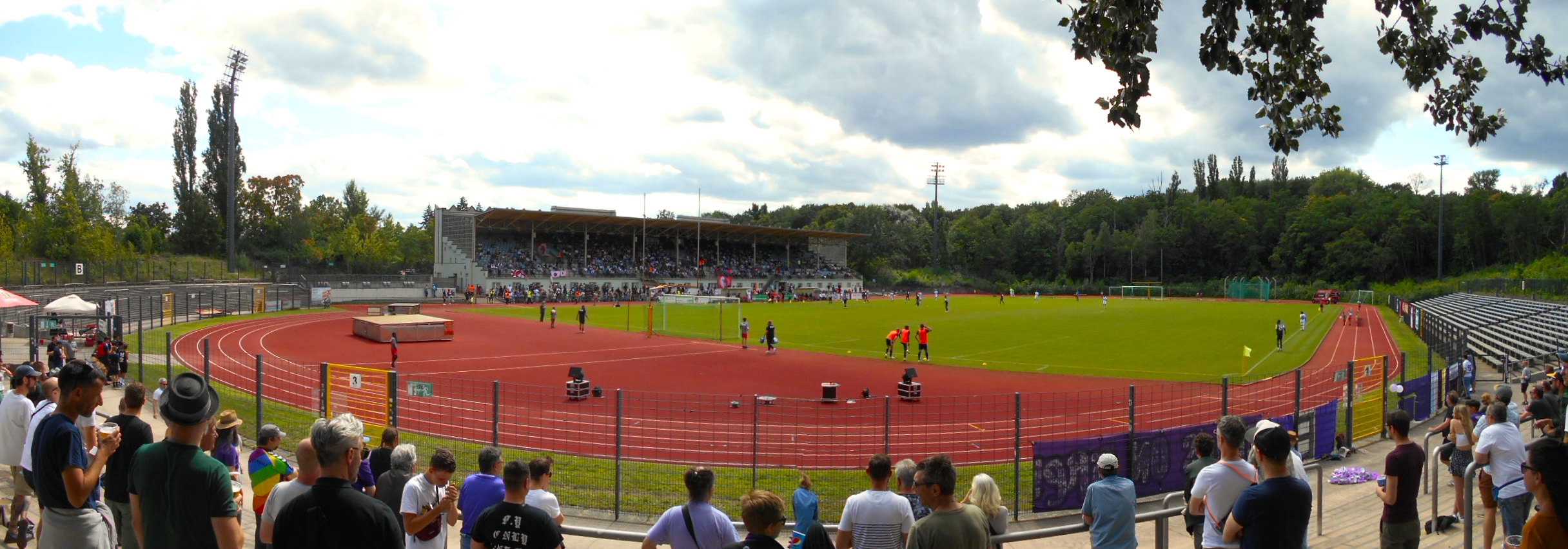Poststadion: Berliner AK – Tennis Borussia Berlin