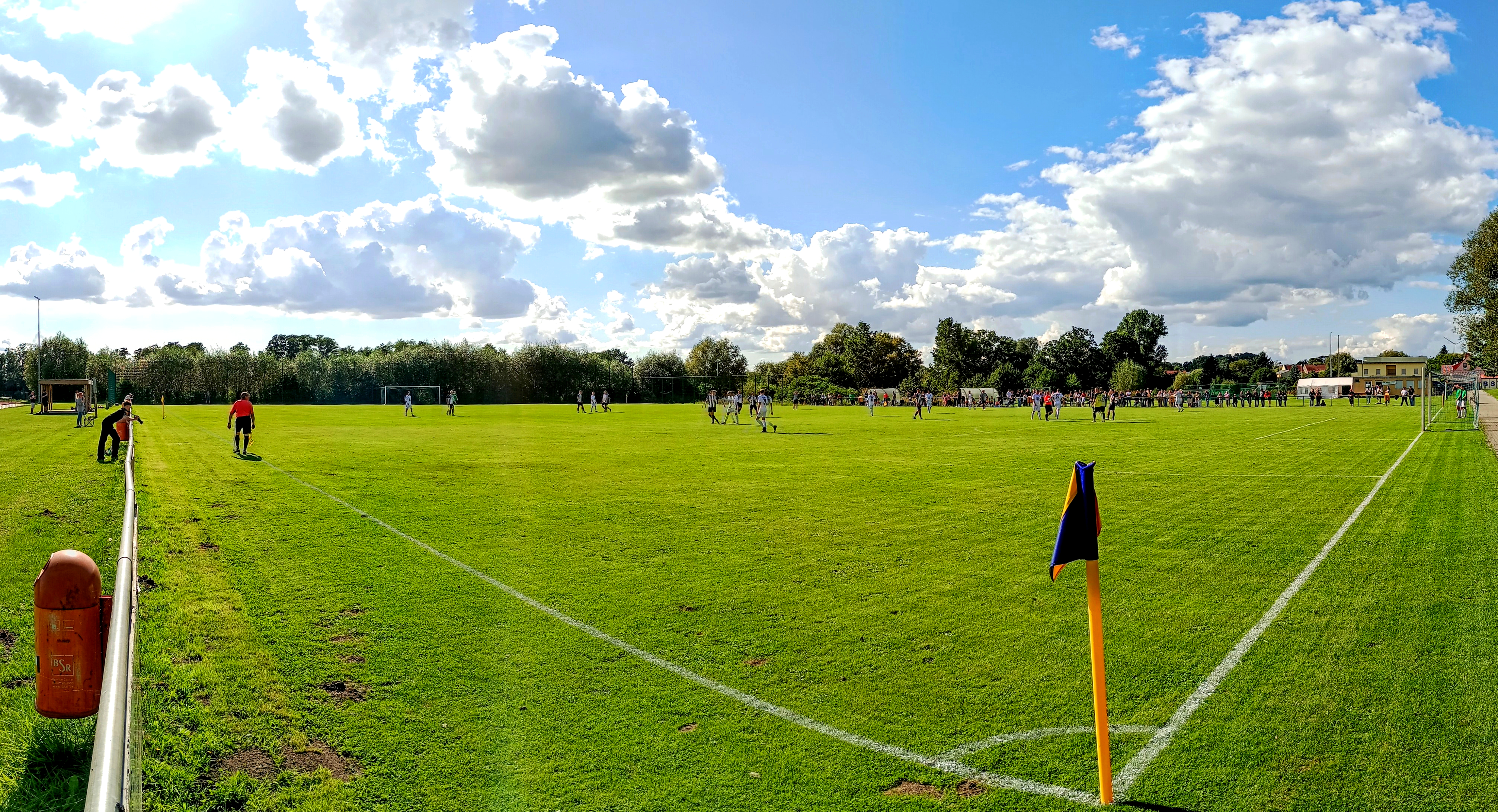 Sportplatz Blumberg: BSV Blumberg – SG Grün-Weiß Bärenklau
