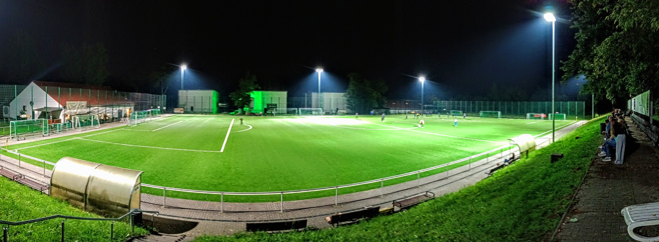 Sportplatz Buntzelberg: Grünauer BC II – SG Blau-Weiß Friedrichshain
