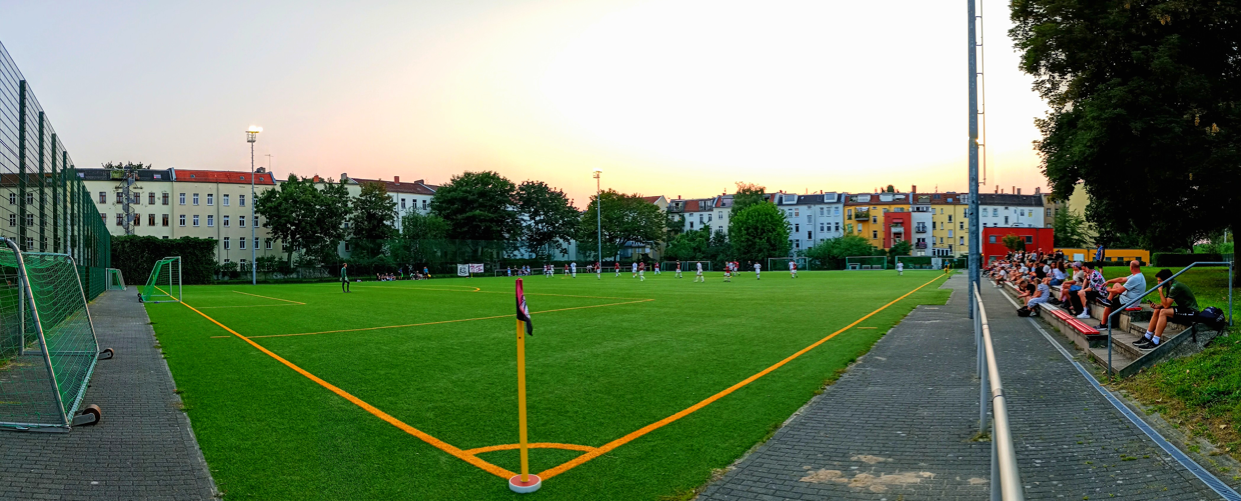 Sportplatz Hauffstraße: SV Traktor Boxhagen – Berliner FC Meteor