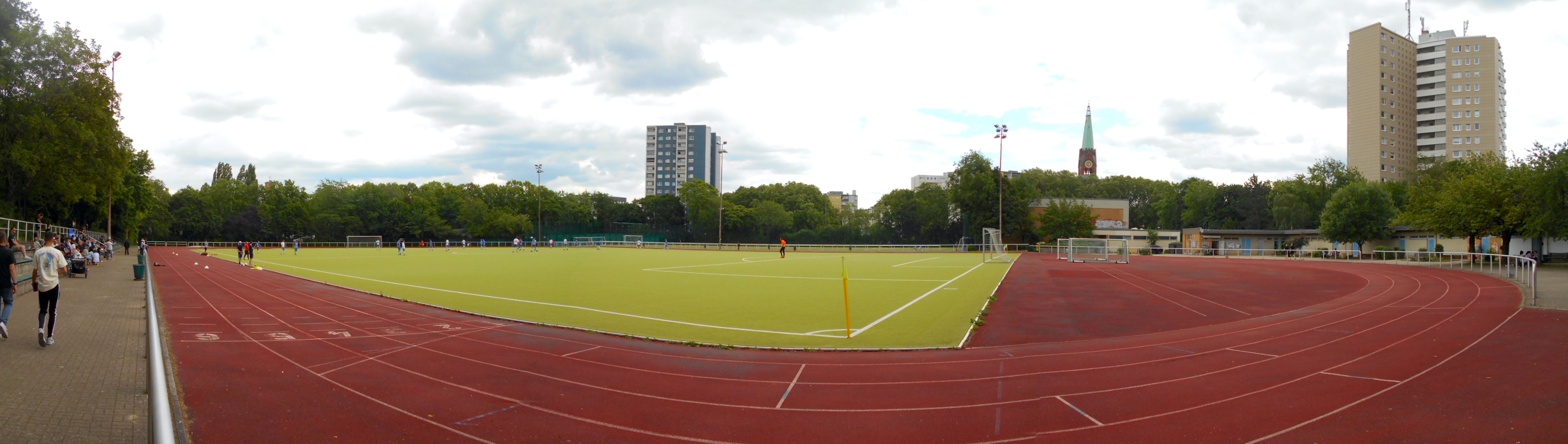 Sportplatz Lobeckstraße: SG Blau-Weiß Friedrichshain – Hertha Berliner SC III