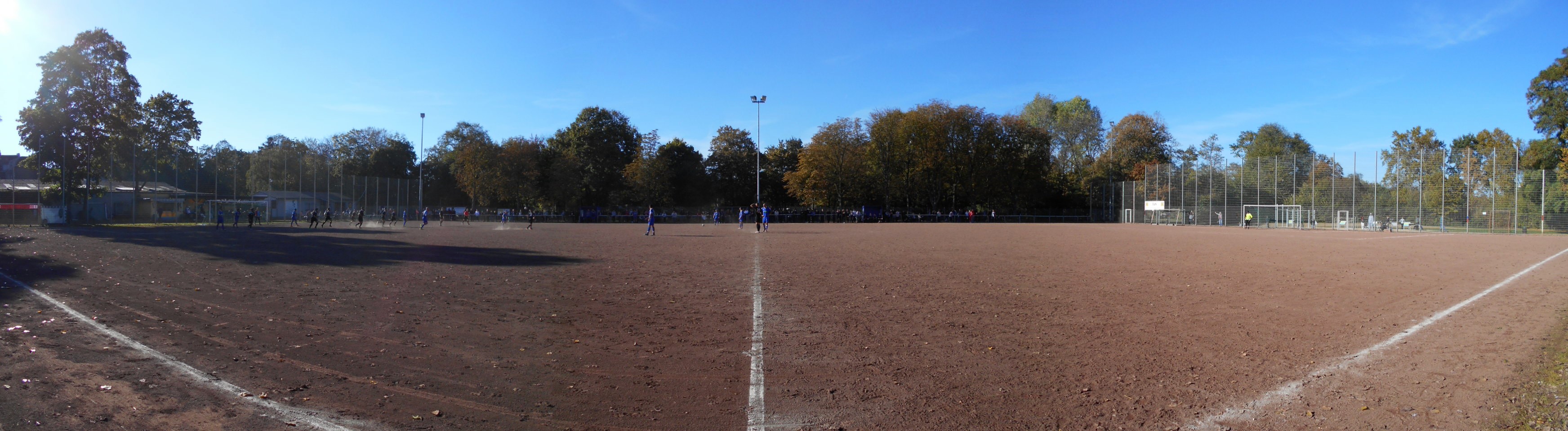 Sportplatz Subbelrather Straße: TuS Köln-Ehrenfeld 1865 – SC Schwarz-Weiß Köln 1912