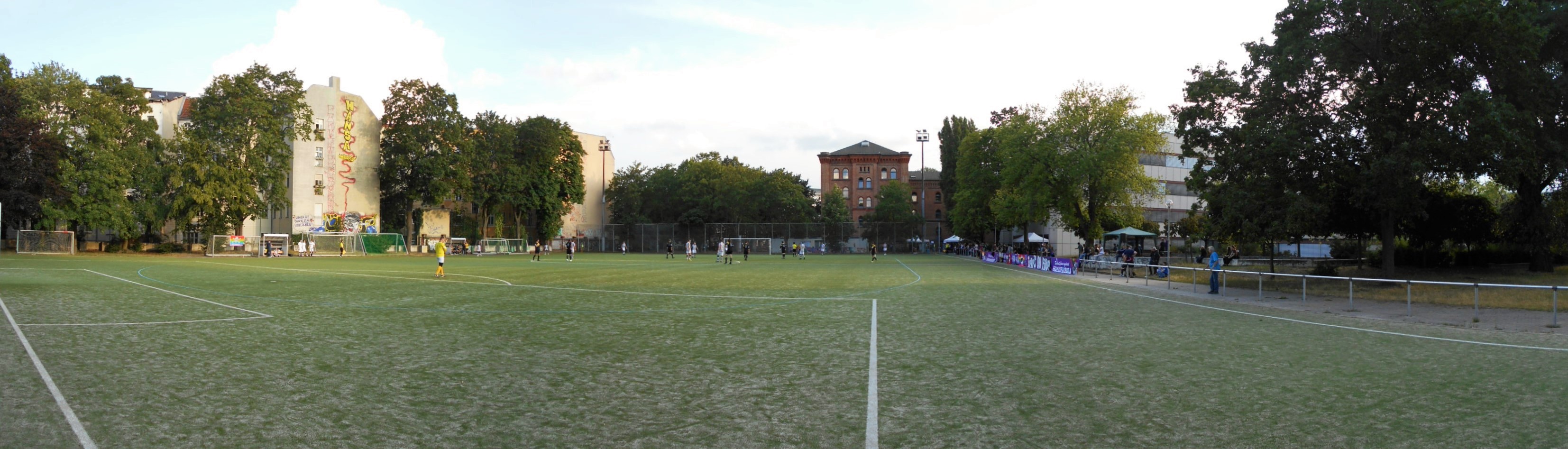 Sportplatz Wrangelstraße: FSV Hansa 07 Berlin II – FC St. Pauli V