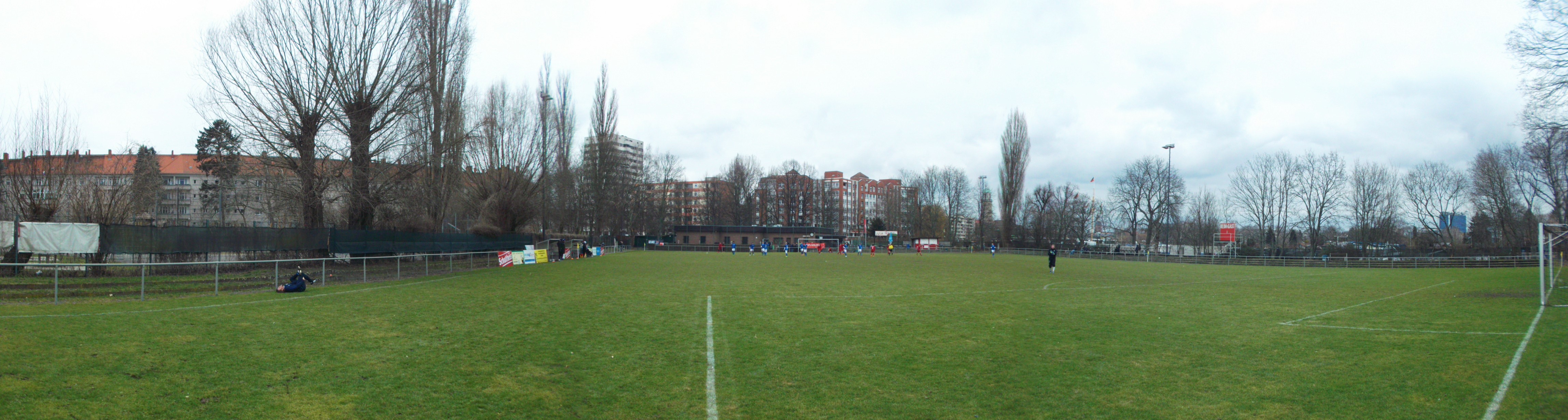 Sportplatz Ziegelhof: FC Spandau 06 II – SG Blau-Weiß Friedrichshain
