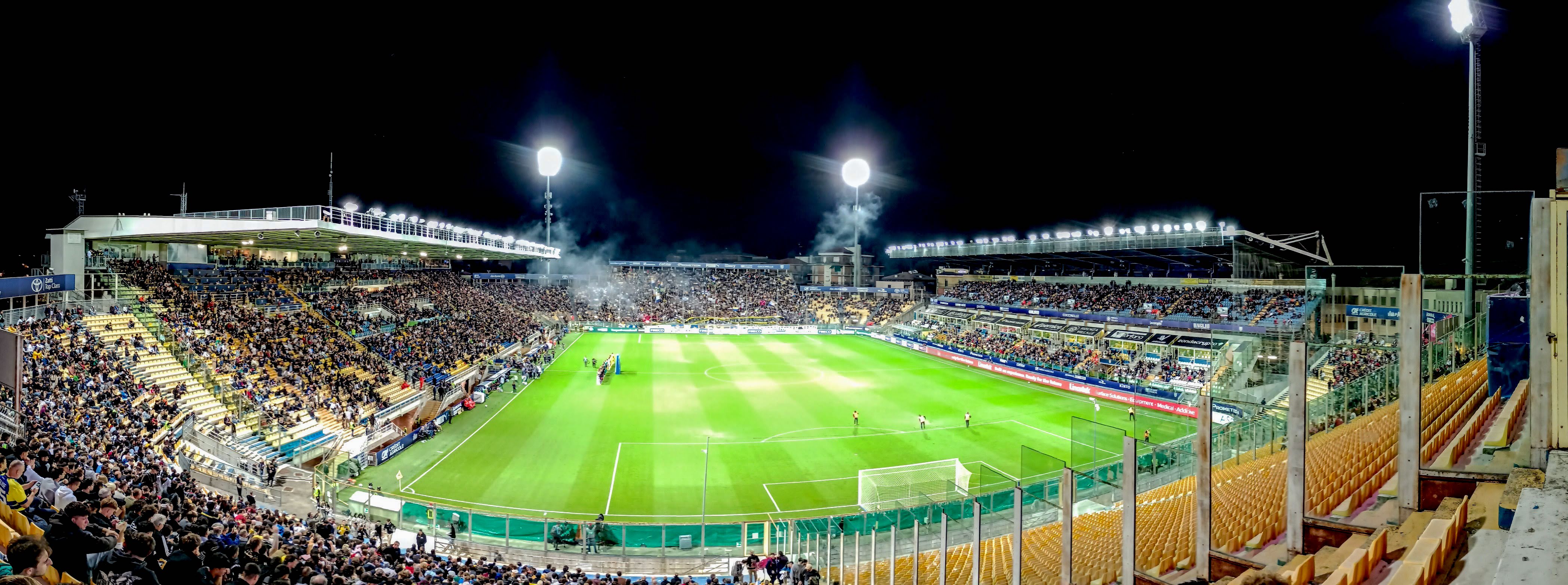 Stadio Ennio Tardini: Parma Calcio – Cagliari Calcio