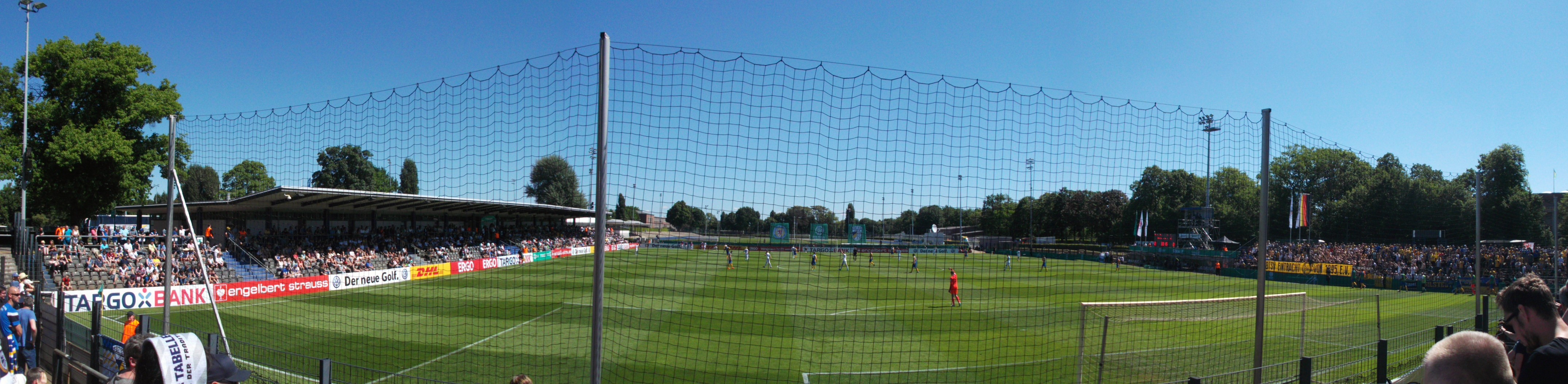Stadion am Wurfplatz: Braunschweiger TSV Eintracht – FC Carl Zeiss Jena