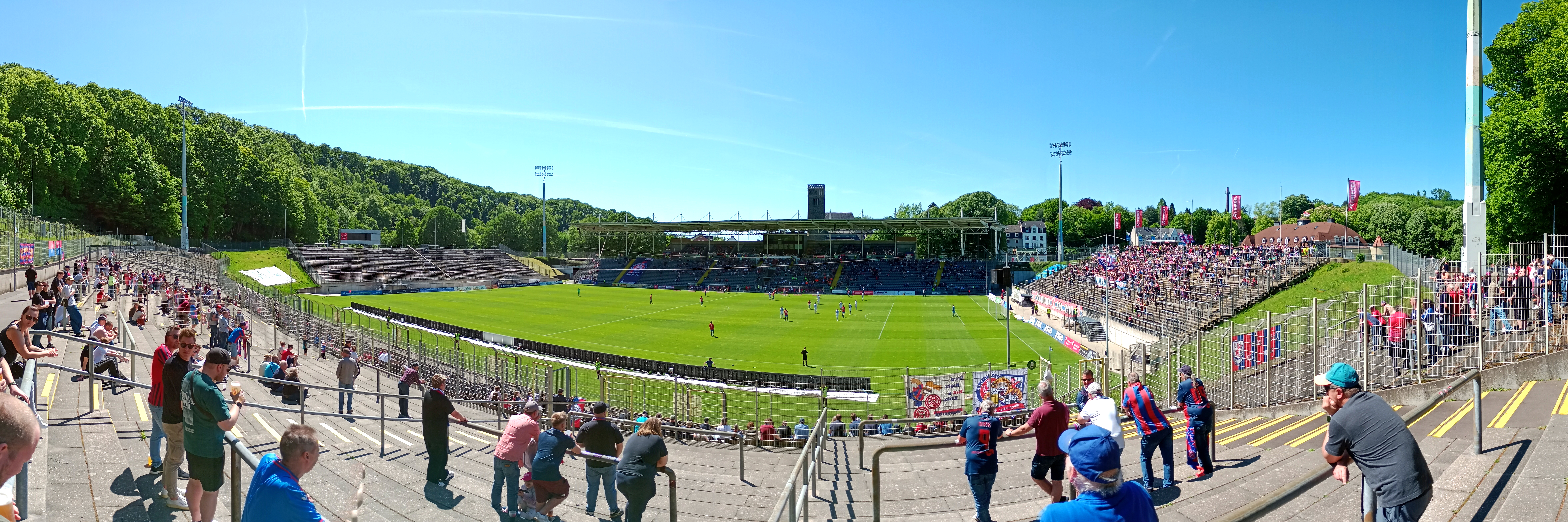 Stadion am Zoo: Wuppertaler SV – VfL Sportfreunde Lotte