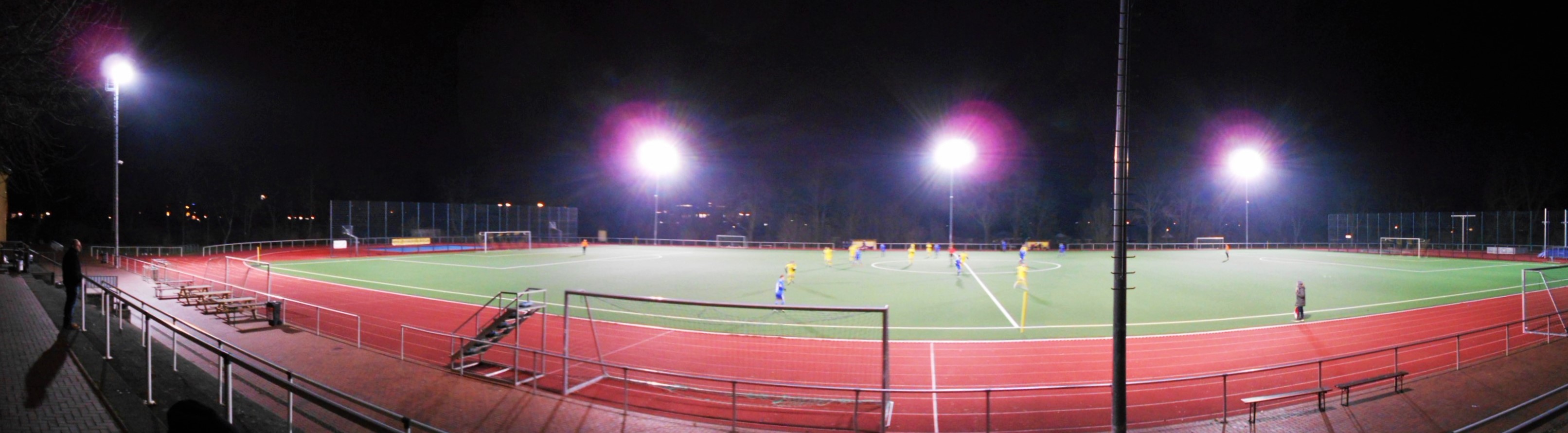 Stadion Buschkrugallee: VfB Concordia Britz – FC Strausberg