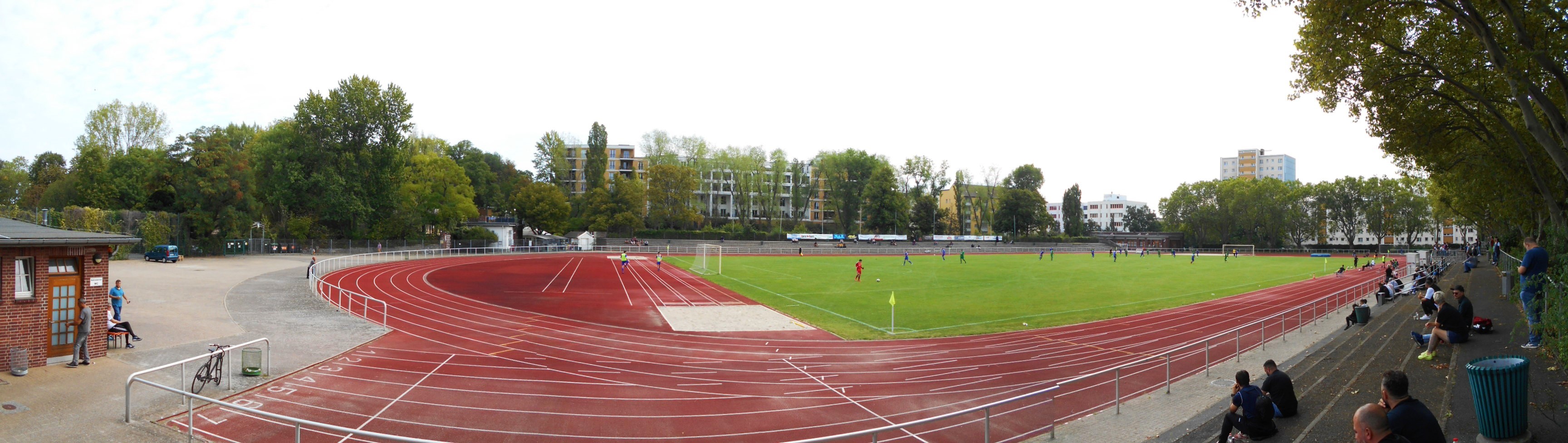 Willi-Kressmann-Stadion: Berlin Hilalspor – SV Empor Berlin
